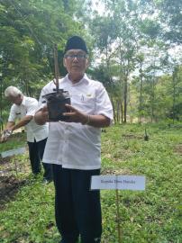 Seremoni Penanaman Bambu Wanaga di Hutan Wanagama